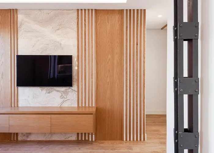 New, Modern And Luxurious, 3Br Apt