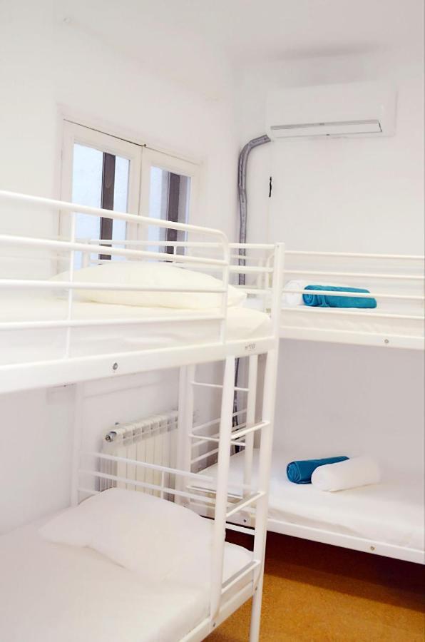 18 Hostel Madrid
