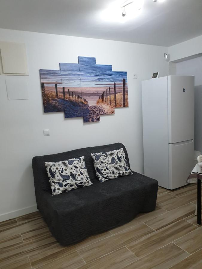 Apartamento Bonito Piso Metro Barrio Del Pilar, Plaza Padrón Madri