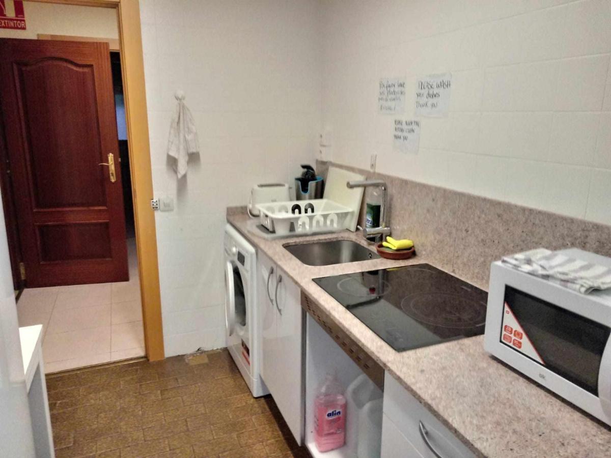 Bed and breakfast Residencia 12 Octubre Madrid