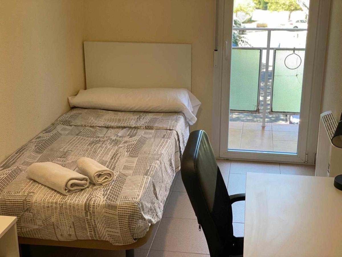 Residencia 12 Octubre Bed and breakfast *
