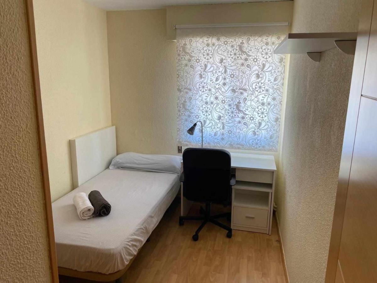 Residencia 12 Octubre Bed and breakfast *