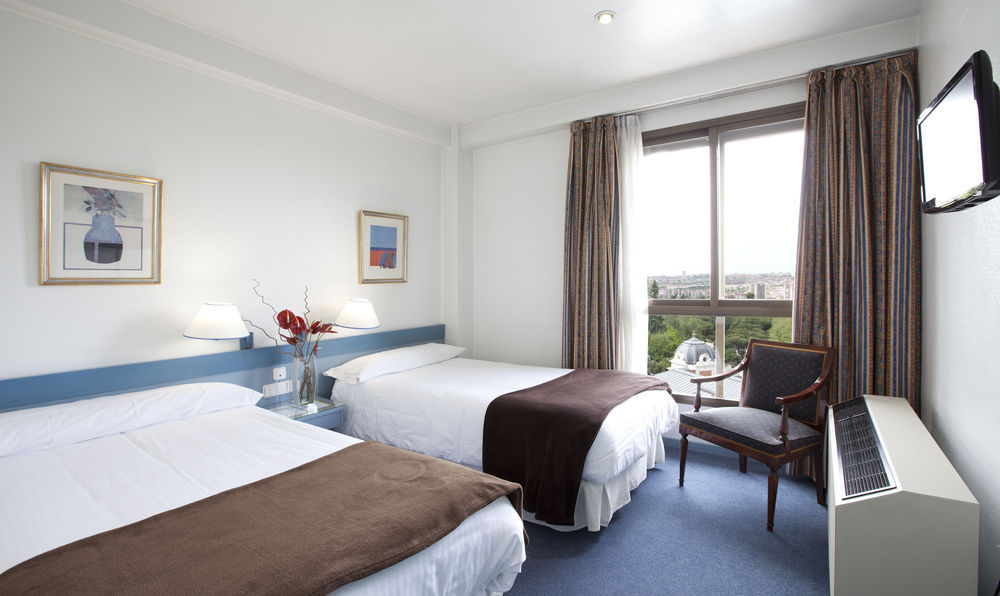 Espahotel Plaza De Espana 3*