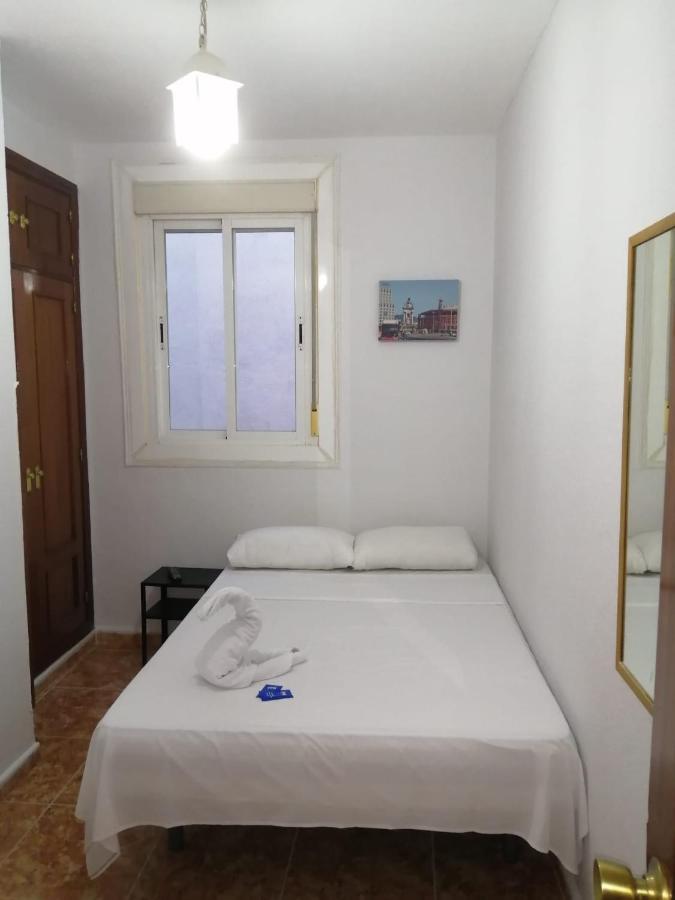 Hostal Velarde Madrid Aparthotel