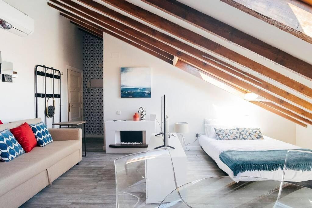 Apartment Homeabout Calle Mayor *