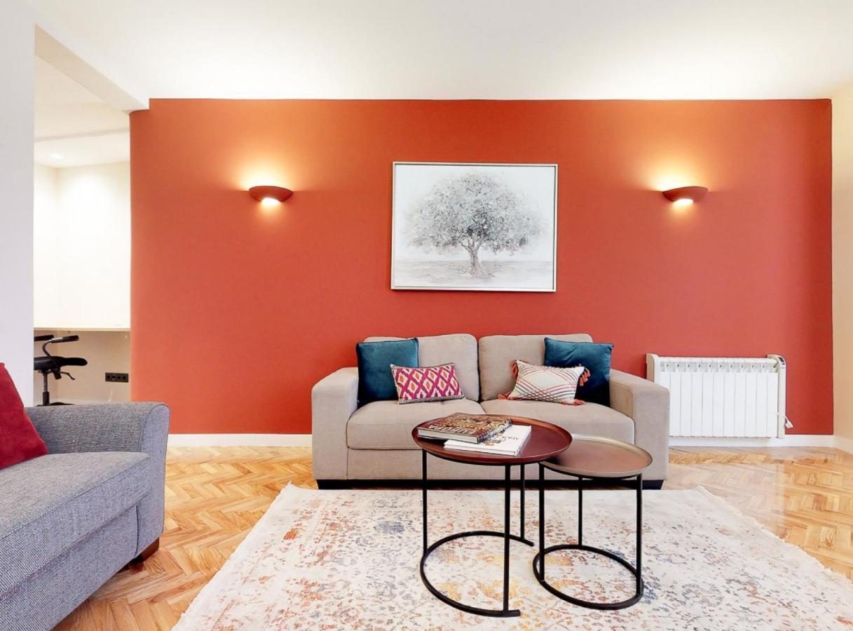 Apartment Plaza Santa Ana Iii *