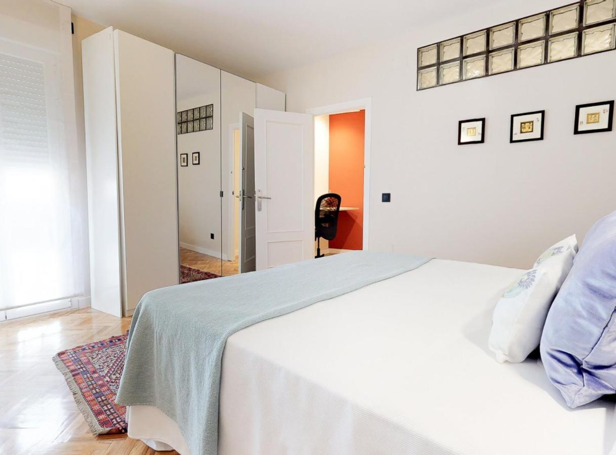 Apartment Plaza Santa Ana Iii