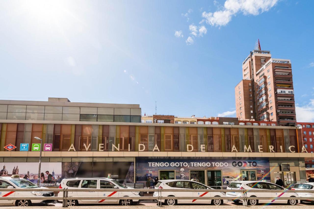 Avenida America - Cama King, Ac, Junto A La Estacion Madrid