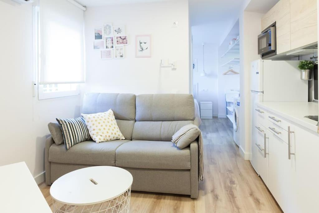 Dolphin Pinar Del Rey Apartment Madrid