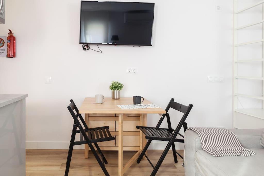 Dolphin Pinar Del Rey Apartment