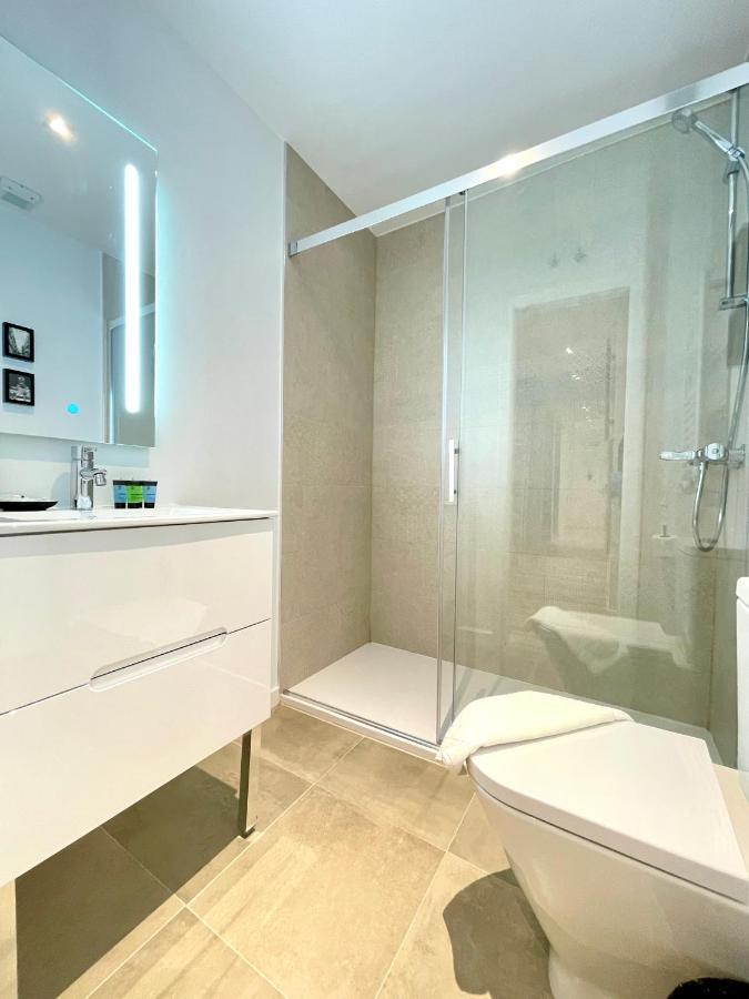 Apartment Bnbholder Puerta De Alcala Es Mia