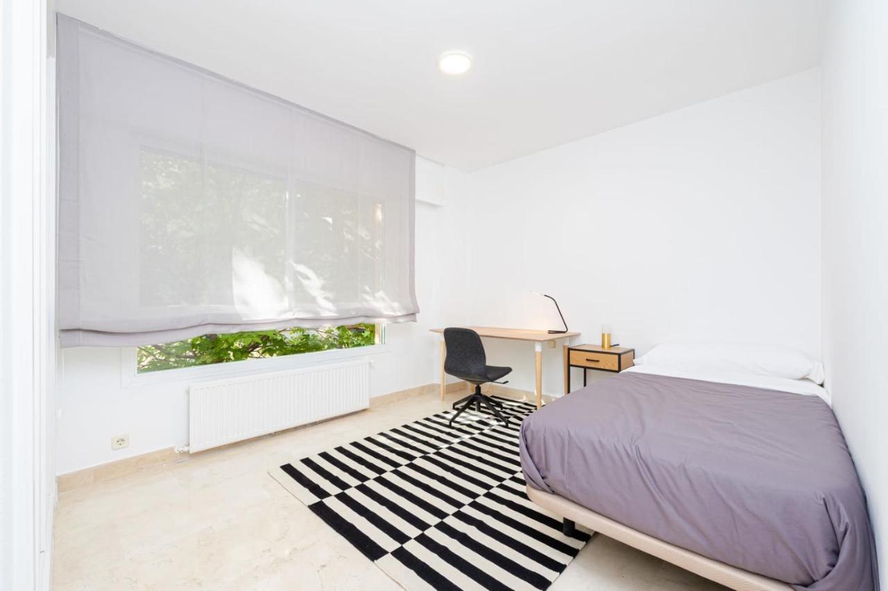 Castaños Design In Conde Orgaz Area Apartamento *