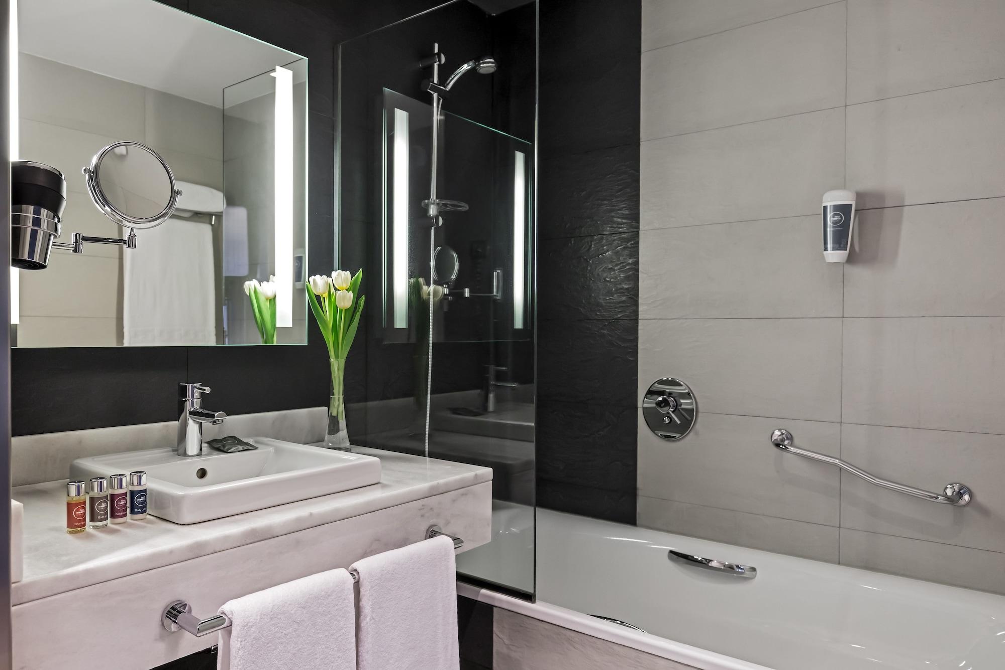 Hotel Zentral Castellana Norte 4*