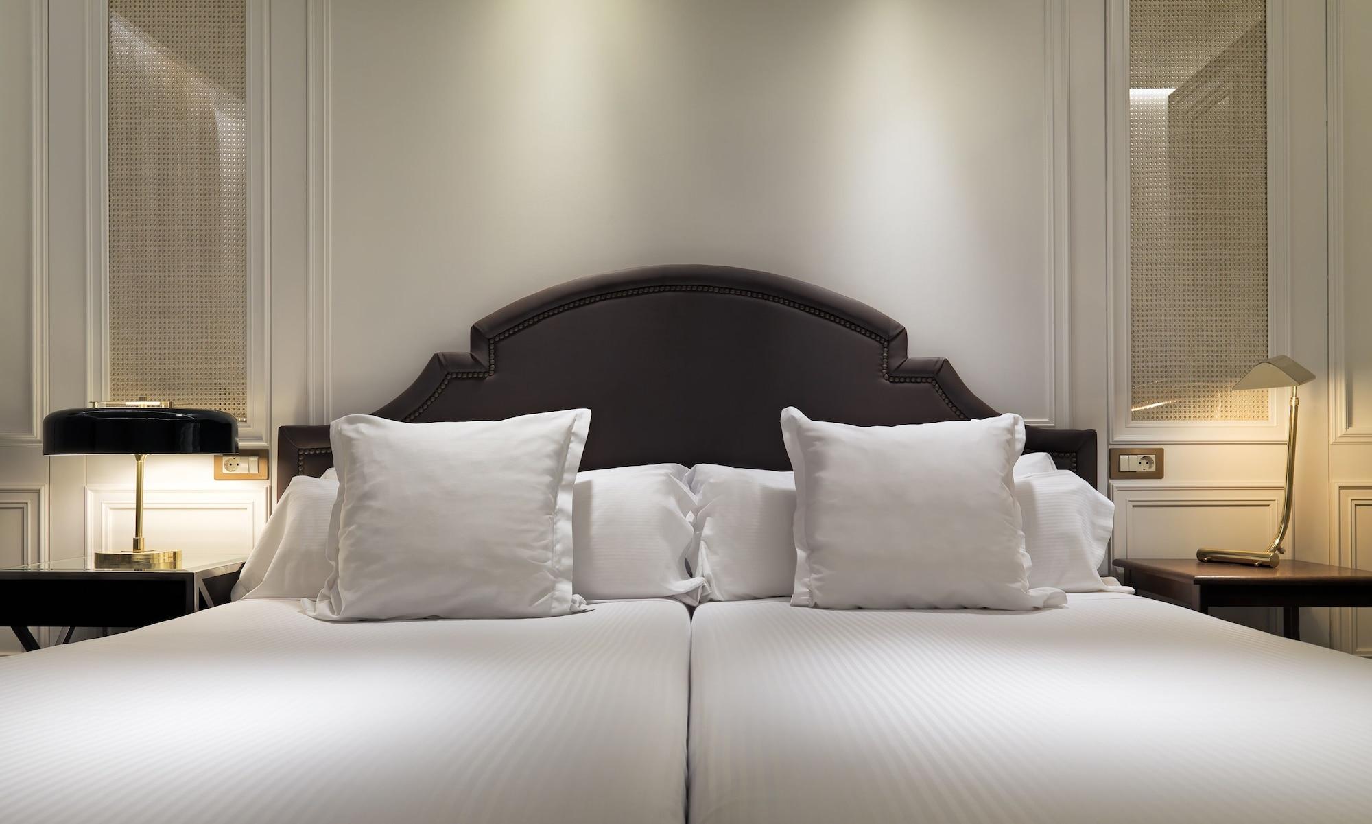 Hotel Boutique H10 De La Reina Madrid