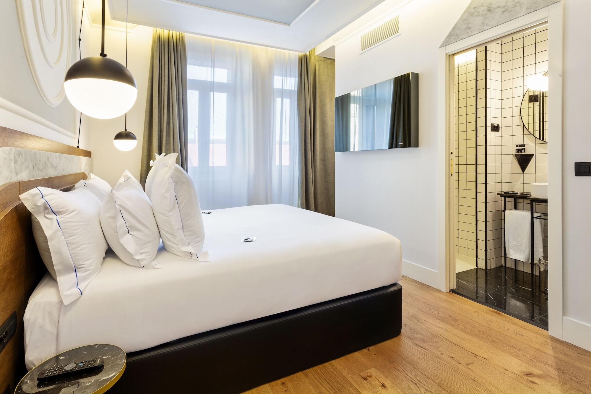 One Shot Fortuny Madrid