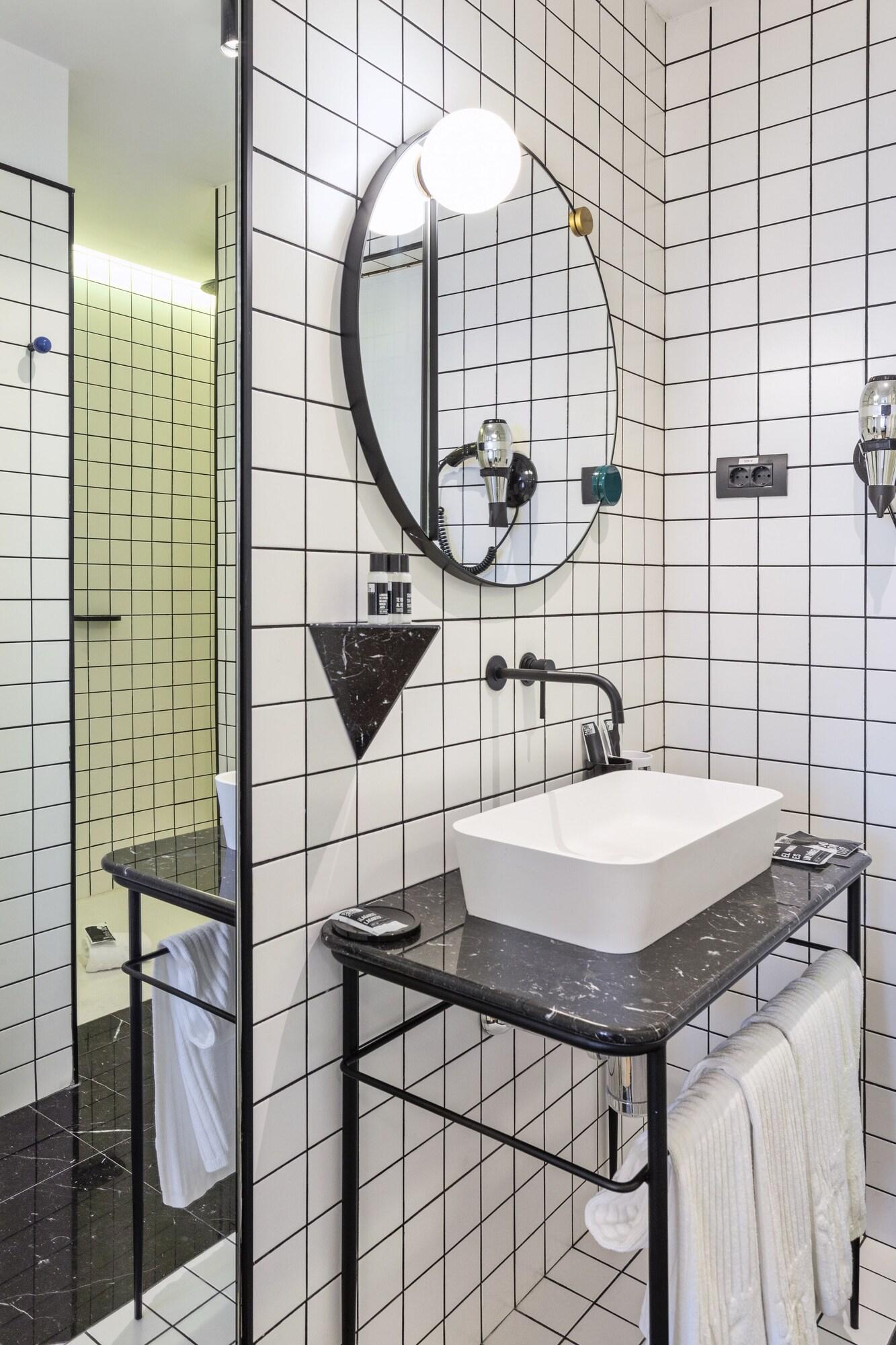 One Shot Fortuny Hotel