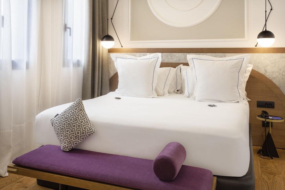 One Shot Fortuny Hotel Madrid