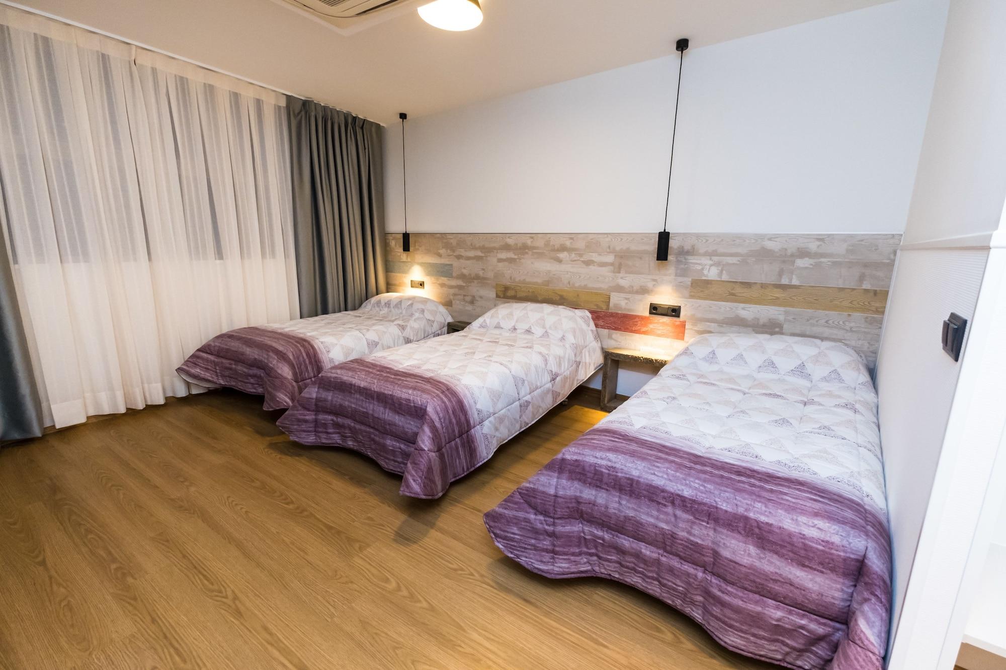 Far Bernabeu Albergue Madri
