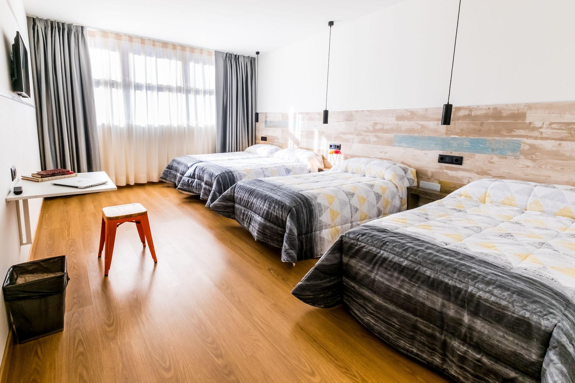 Albergue Far Bernabeu