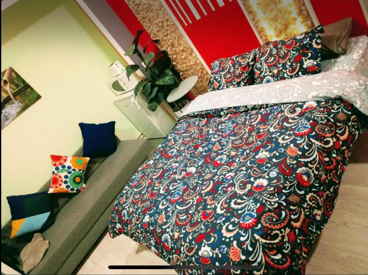 Gasthof Parsa Homstay Madrid