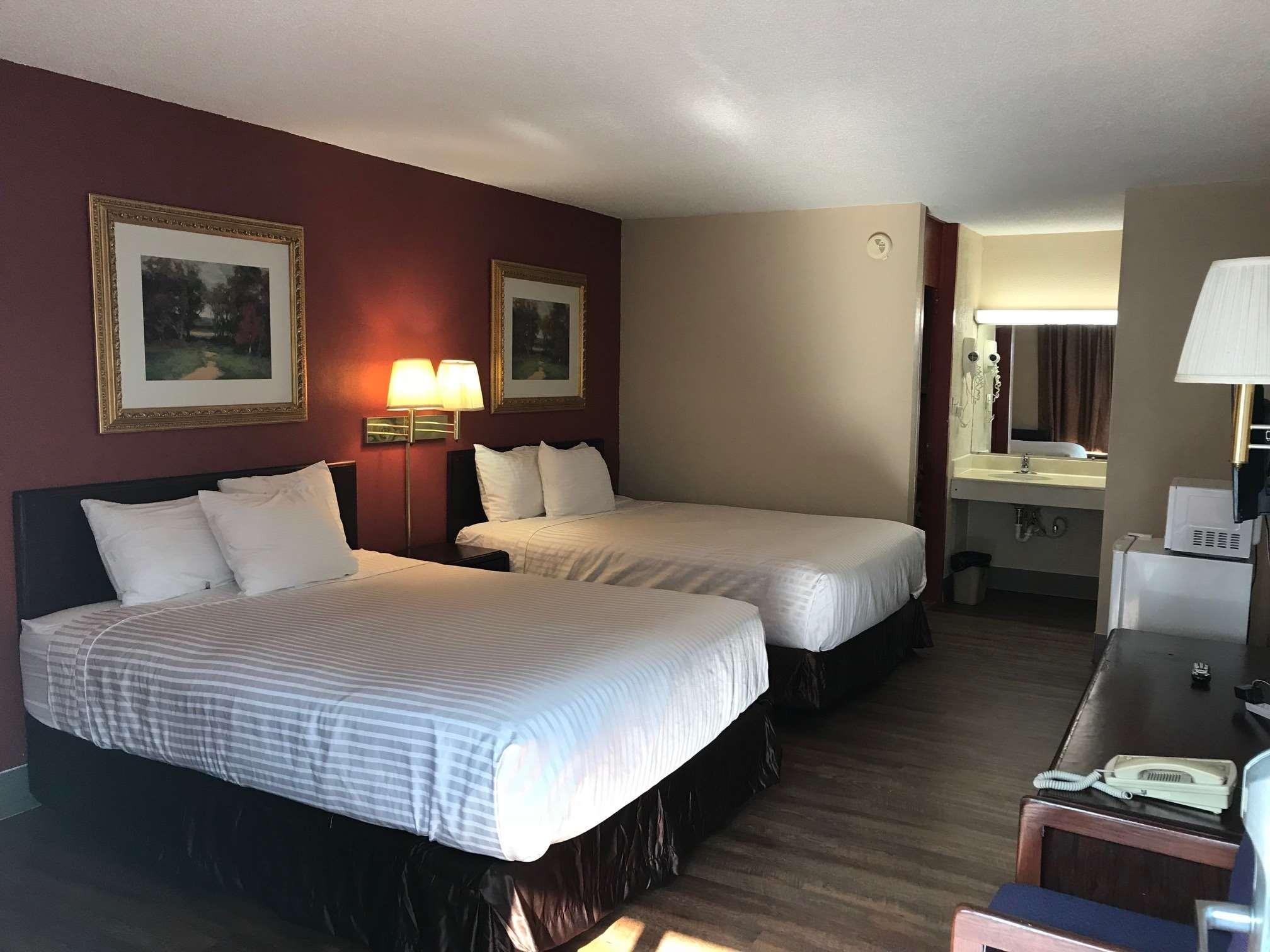 Pullman Airport & Feria 4* Madrid