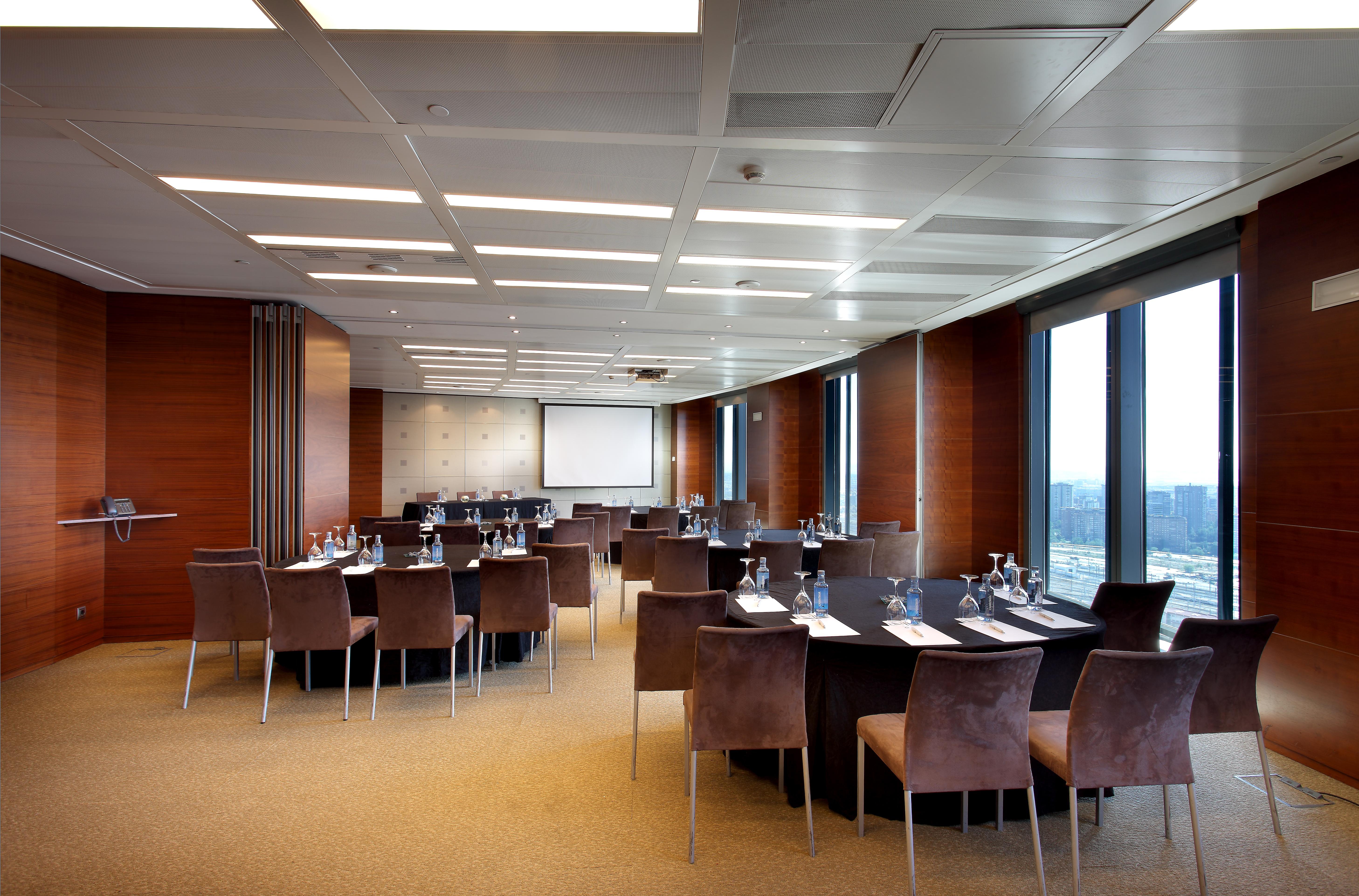 Eurostars Tower 5* Madri