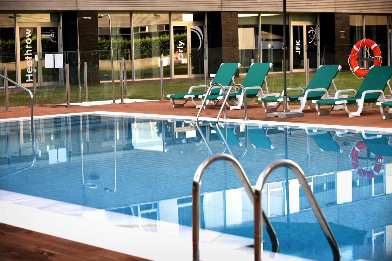 Axor Feria Hotel 4*