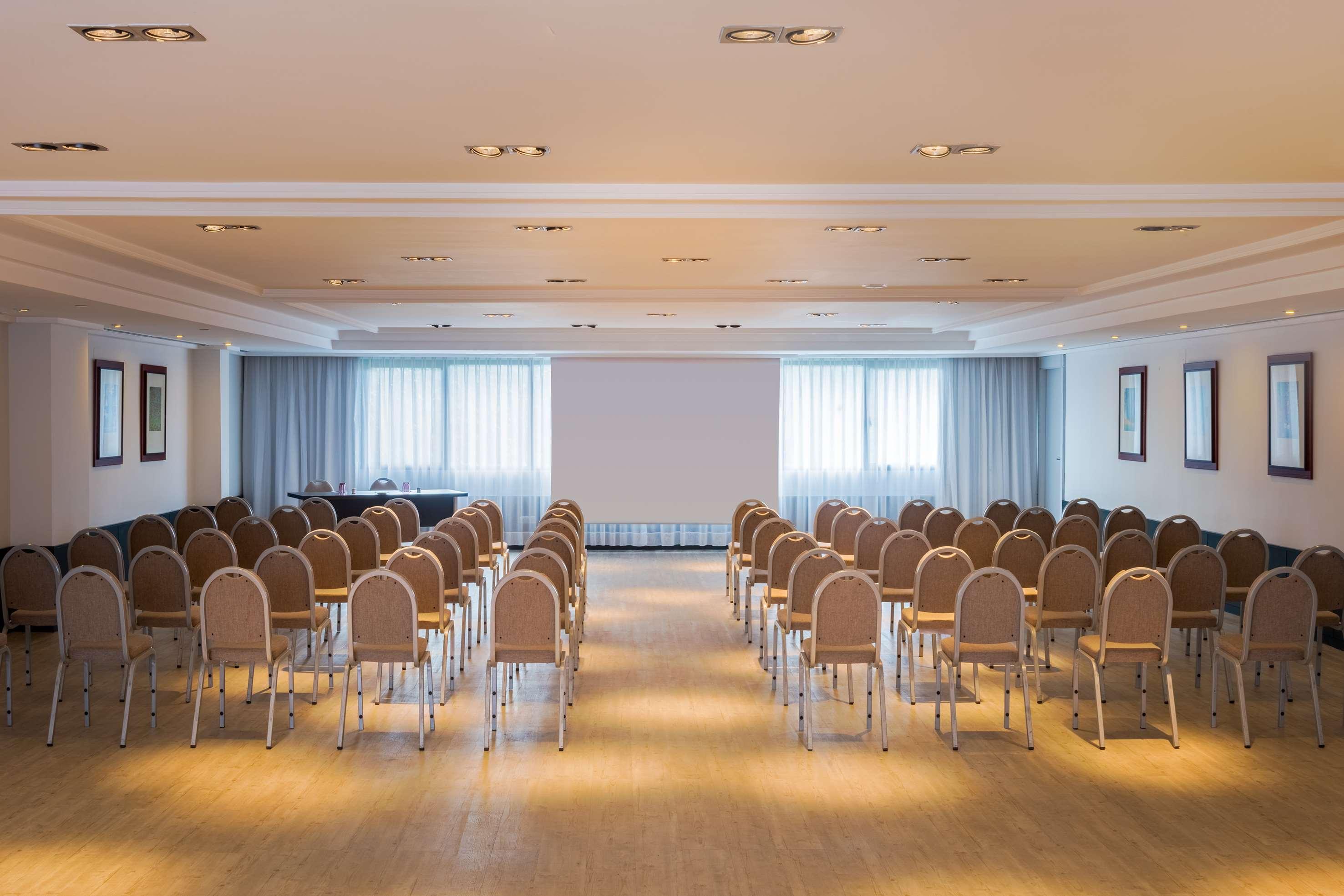 Alameda Aeropuerto, Affiliated By Melia Hotel 4*