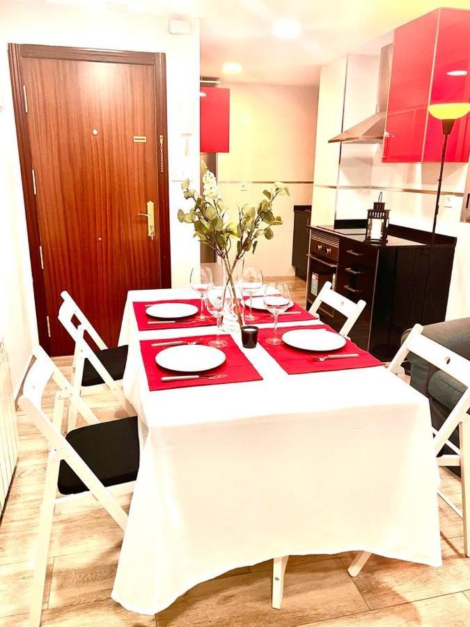 Apartment Deluxe, 4 Habitaciones, Parking Madrid