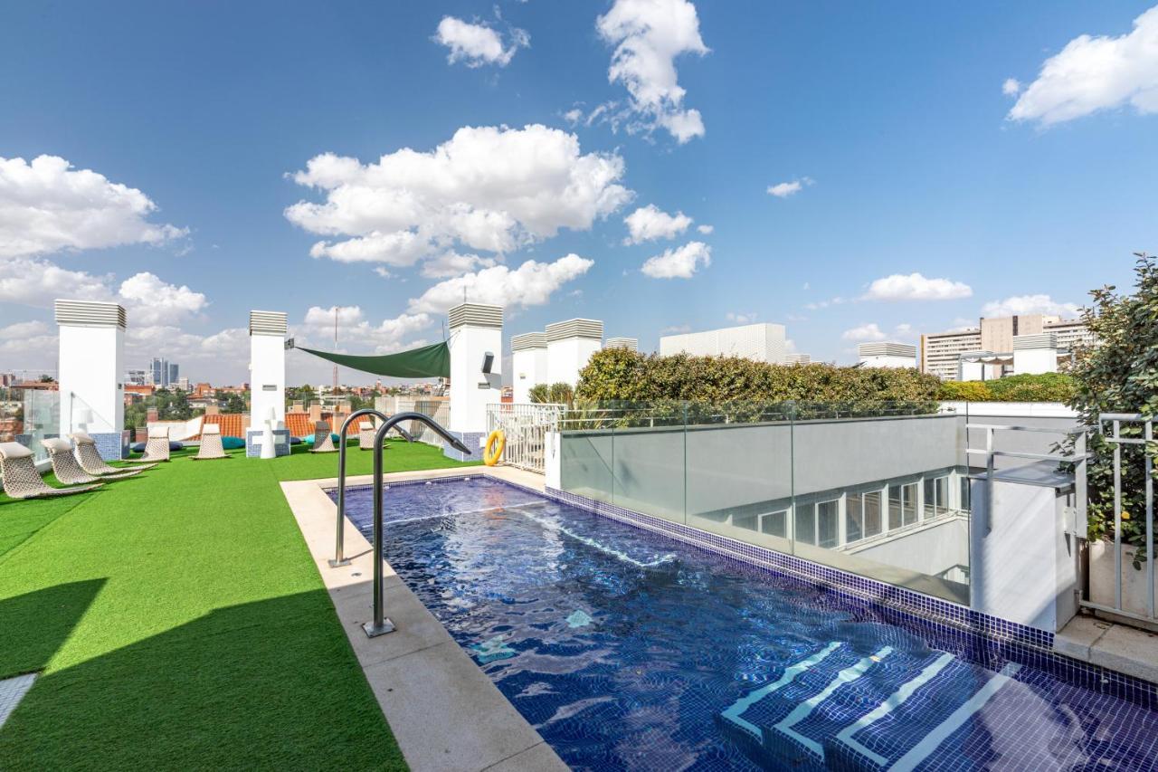 Residencia Universitaria Resa Claudio Coello Madrid