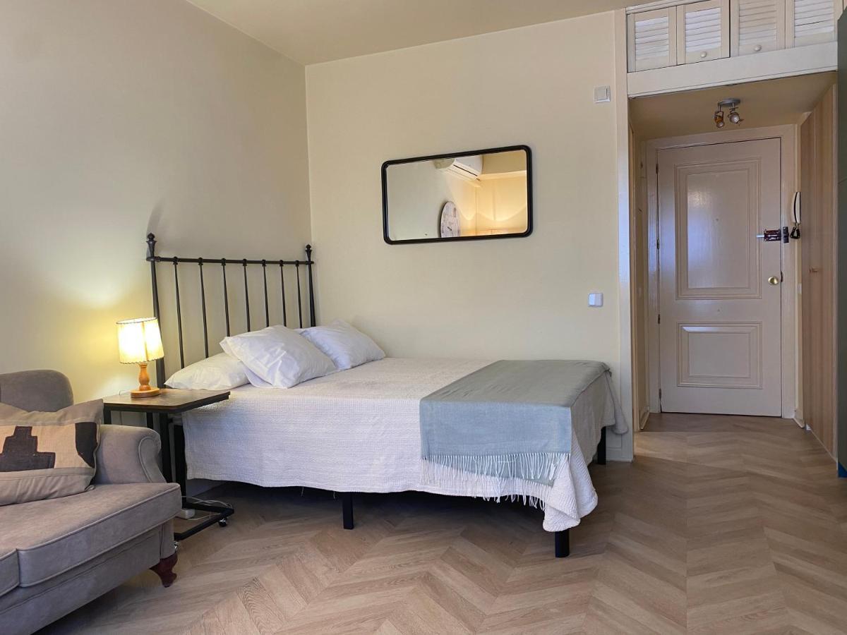 Estudio Castellana Norte Con Parking Apartment *