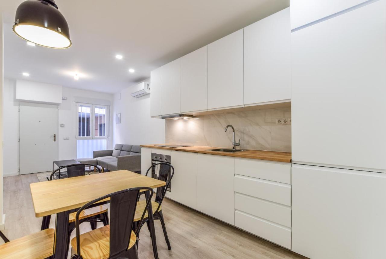 Apartment Reformados En Rio Madrid