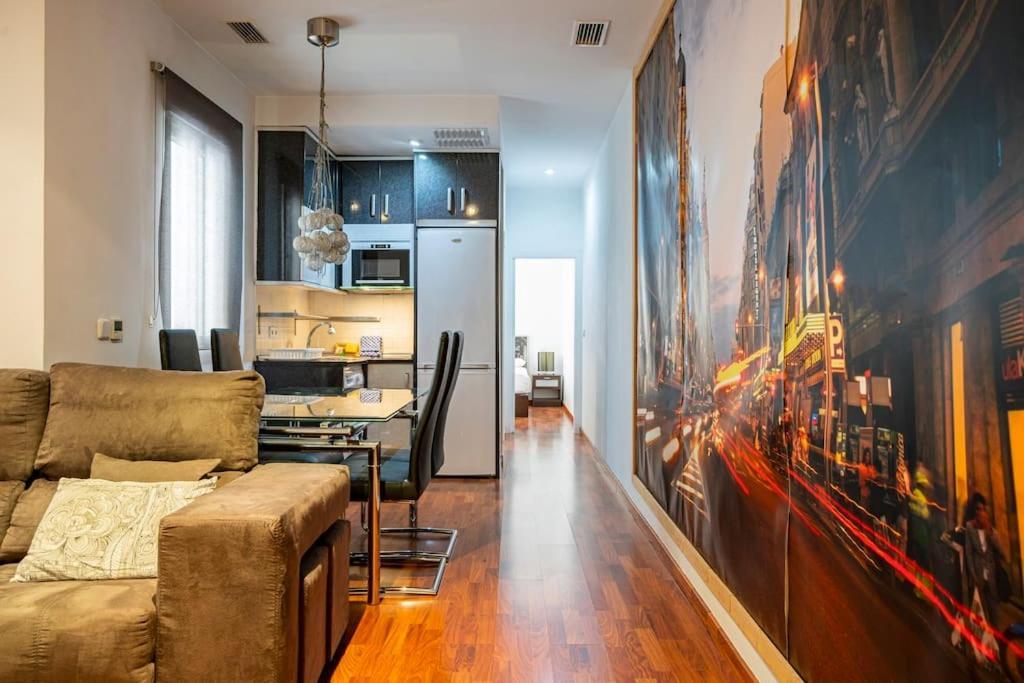 Apartment Apartamento 4 Paxdiego De Leon- Bsalamanca Ferr-rio Madrid