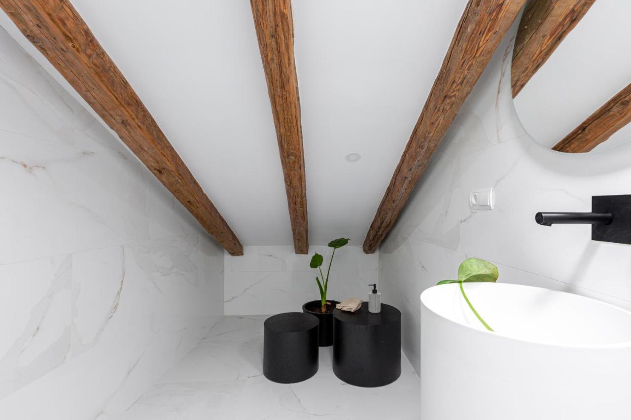 Apart-hotel Chueca, Behap Collection