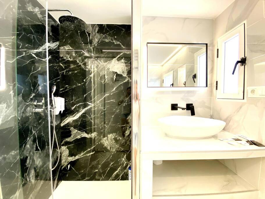 Gran-via Luxury Flat 3bd City Center + Terrace + Ac * Madri