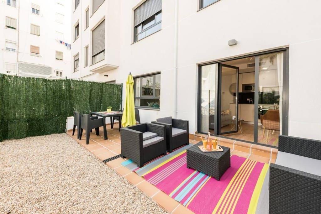 Apartment Chamberi Con Jardin C By Regalatemadrid *