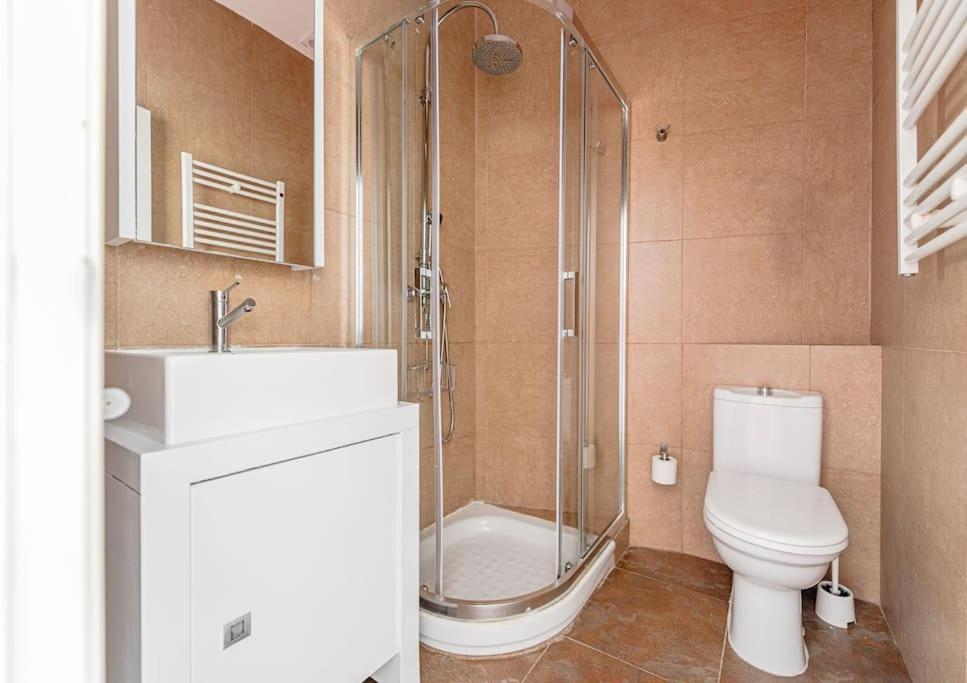 Apartamento Bright In Gran Via With Balconies Inf2iz3 *