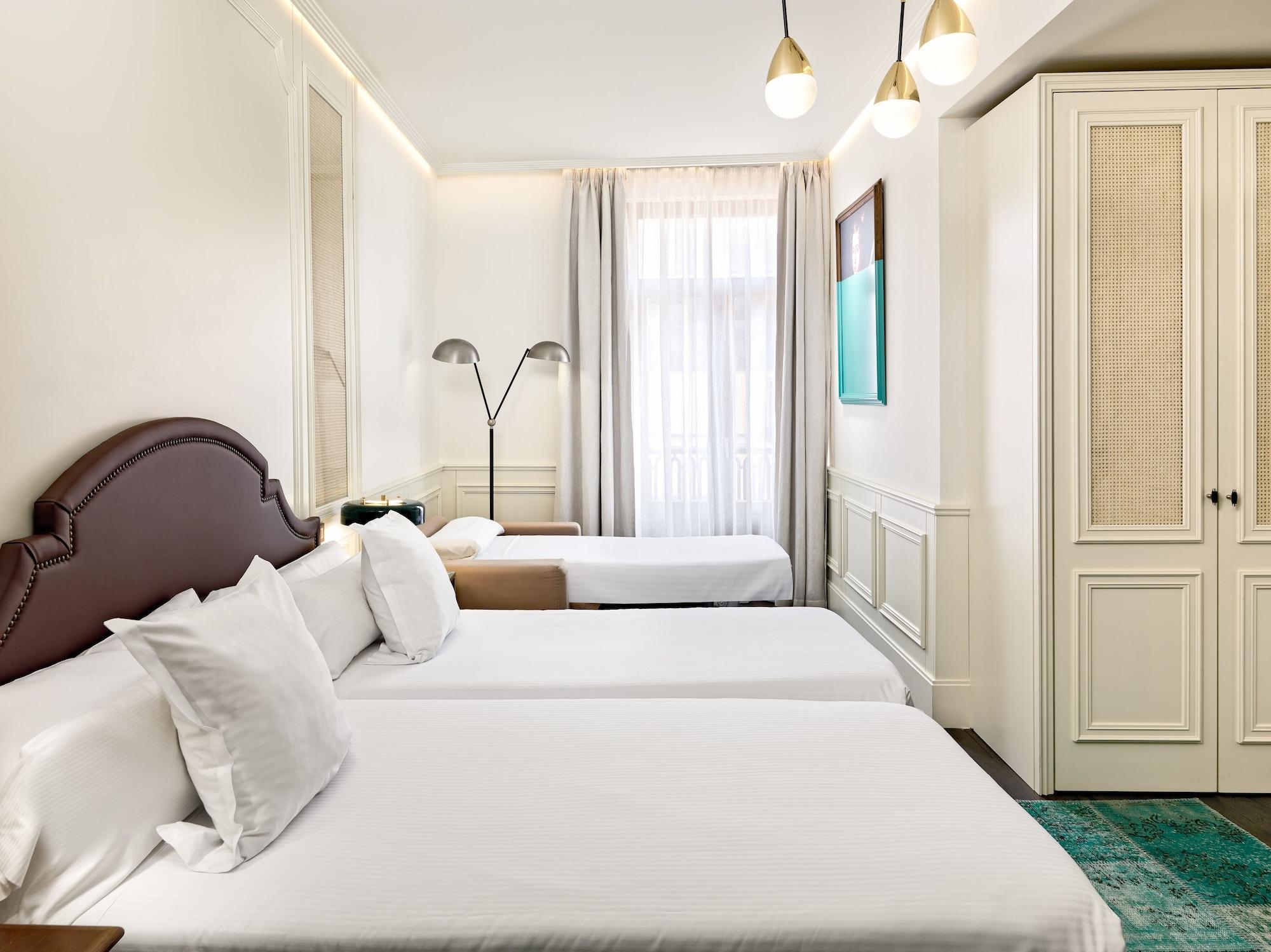 Boutique H10 De La Reina Hotel Madrid