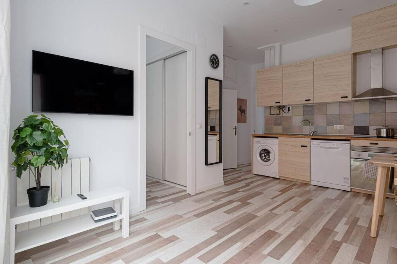 Lovely 2-bed Flat In Tetuan By Sharingco. Apartamento