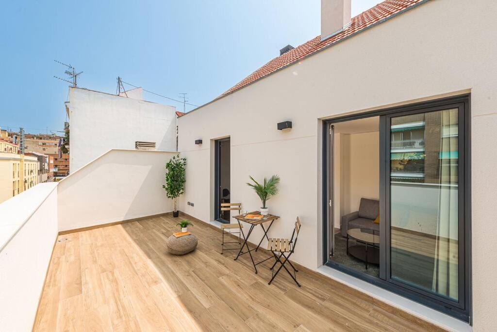 Apartment Cozy Penthouse With Swimming Pool And Parking-a-castell Madrid