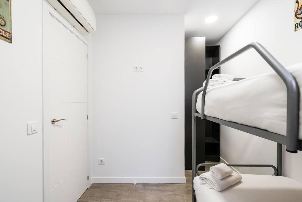 In The Center Of Madrid-s-el-verde Apartment