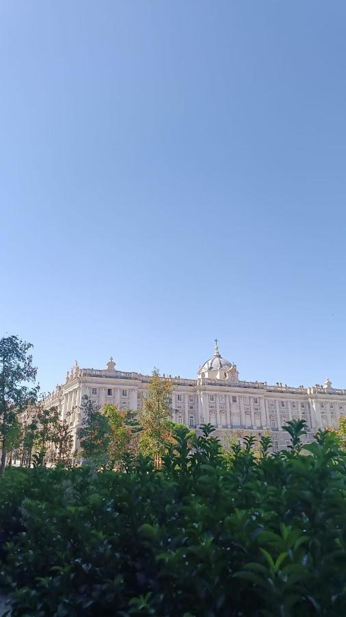 Con Balcon Y Bano Exclusivo Solo Ti Quarto em Acomodações Particulares Madri