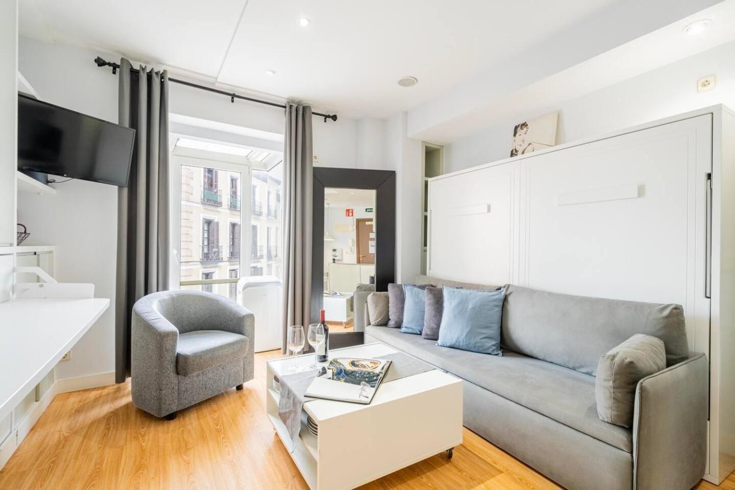 Con Balcon A Calle Mayor Ideal Parejas * Madri