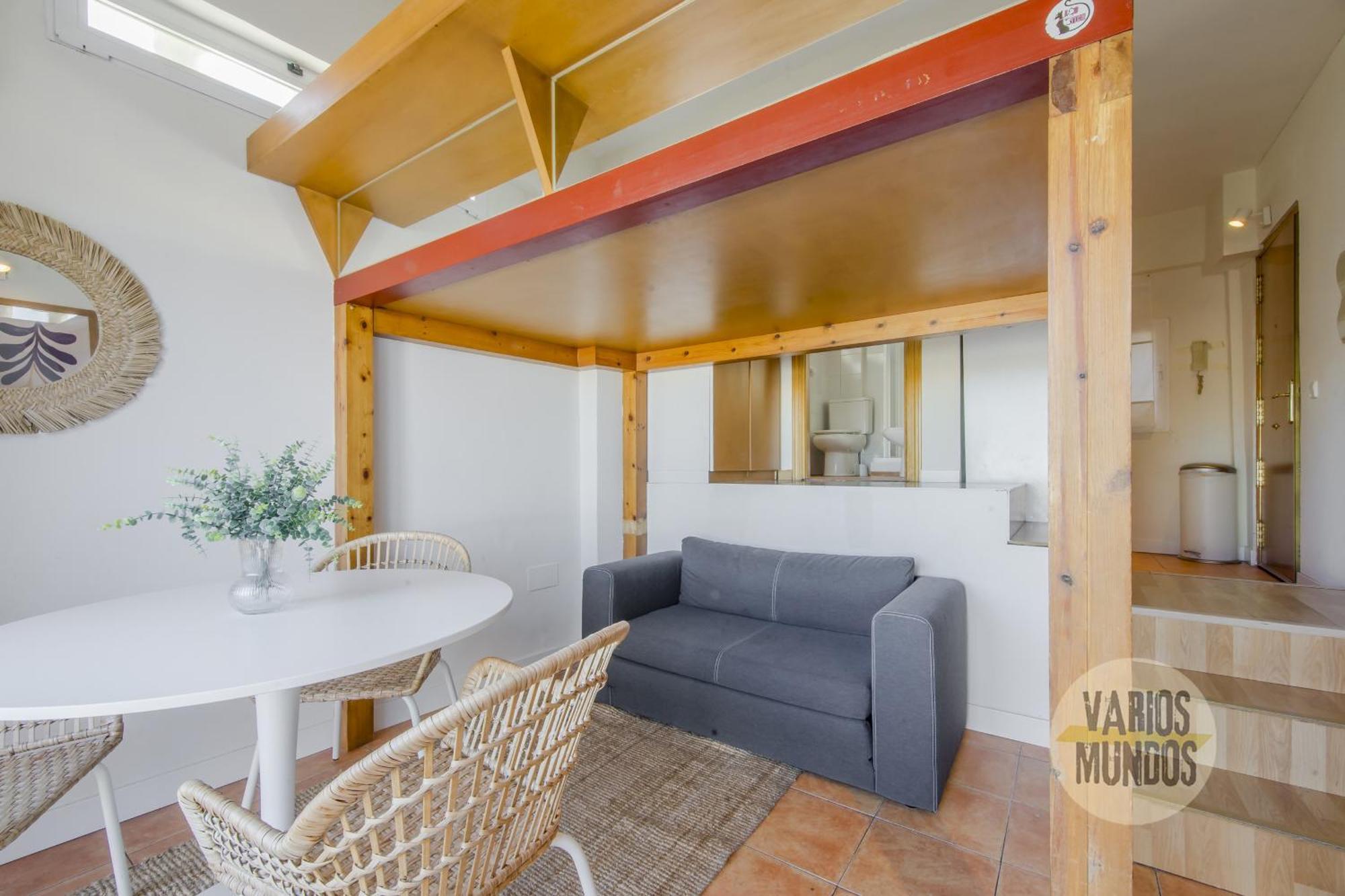 Fabuloso Atico Doble Altura 3pax En Chueca Apartment