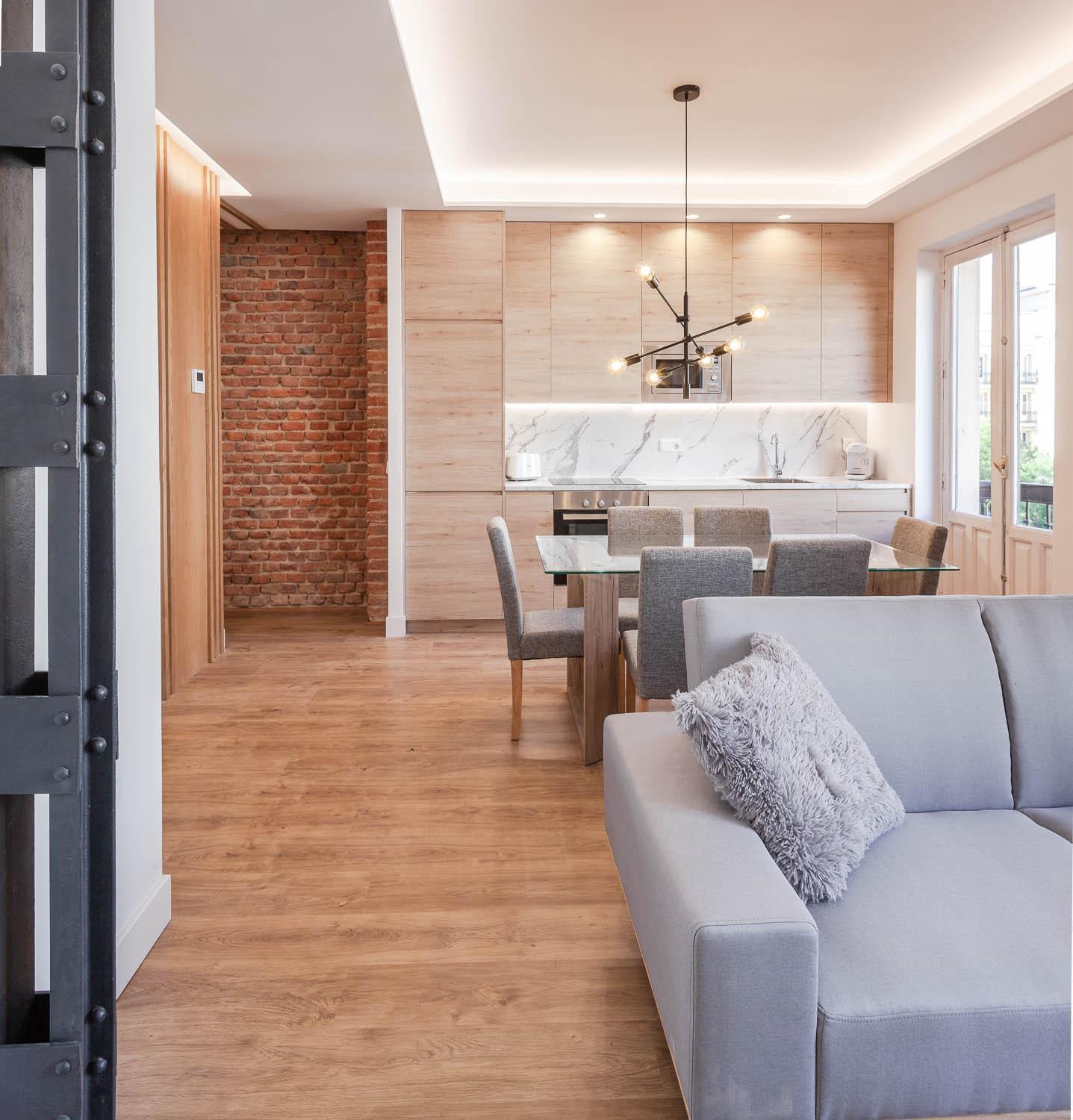 New, Modern And Luxurious, 3br Apt Apartment *