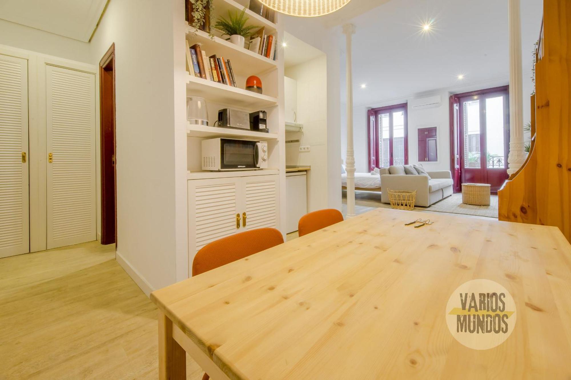 Brisa Literaria Para 3 En Las Letras, Ventura De La Vega Apartamento Madri