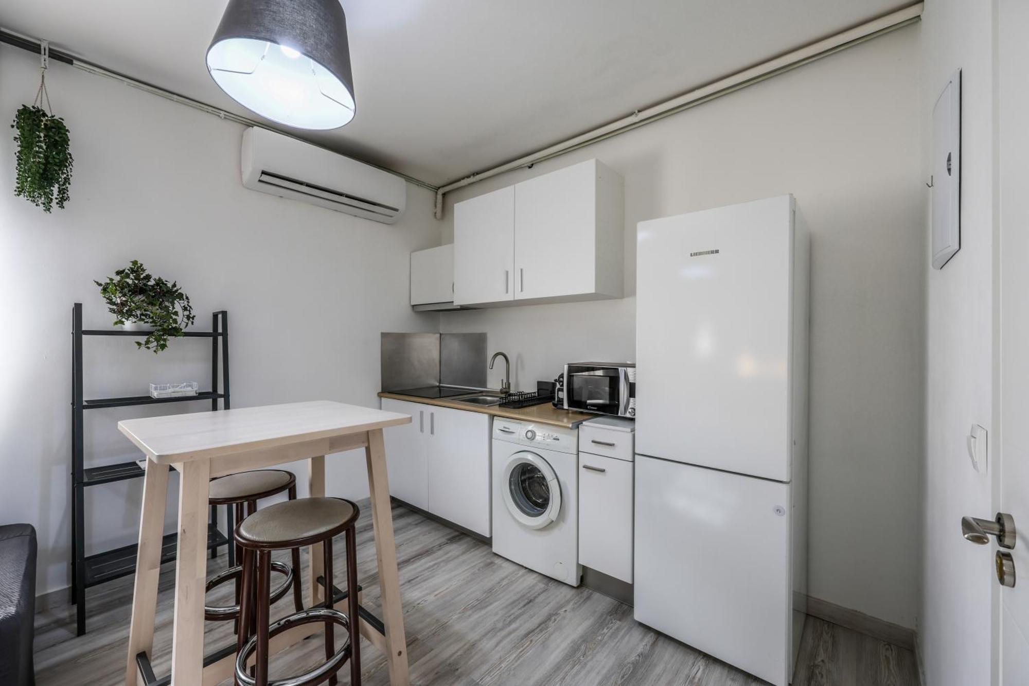 Algaba 28 Estudio San Isidro-oporto-vistalege *