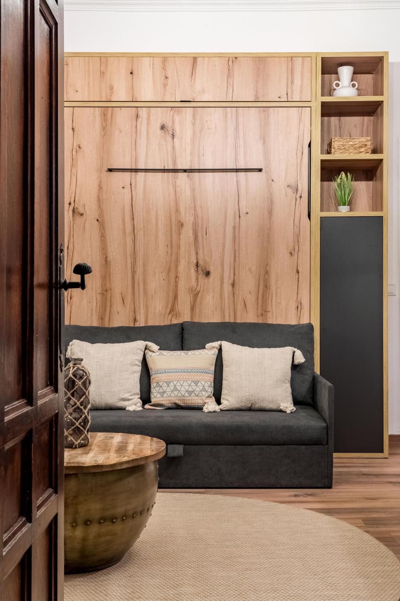Charming Le Petit - * Madri