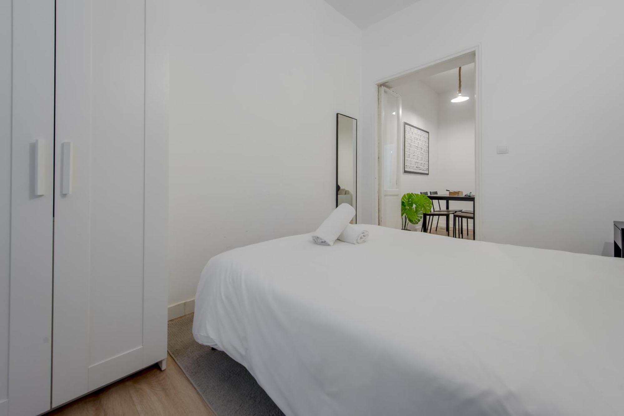 Apartamento C-cabeza Cool 7 Al Lado De Tirso De Molina E1 Madri