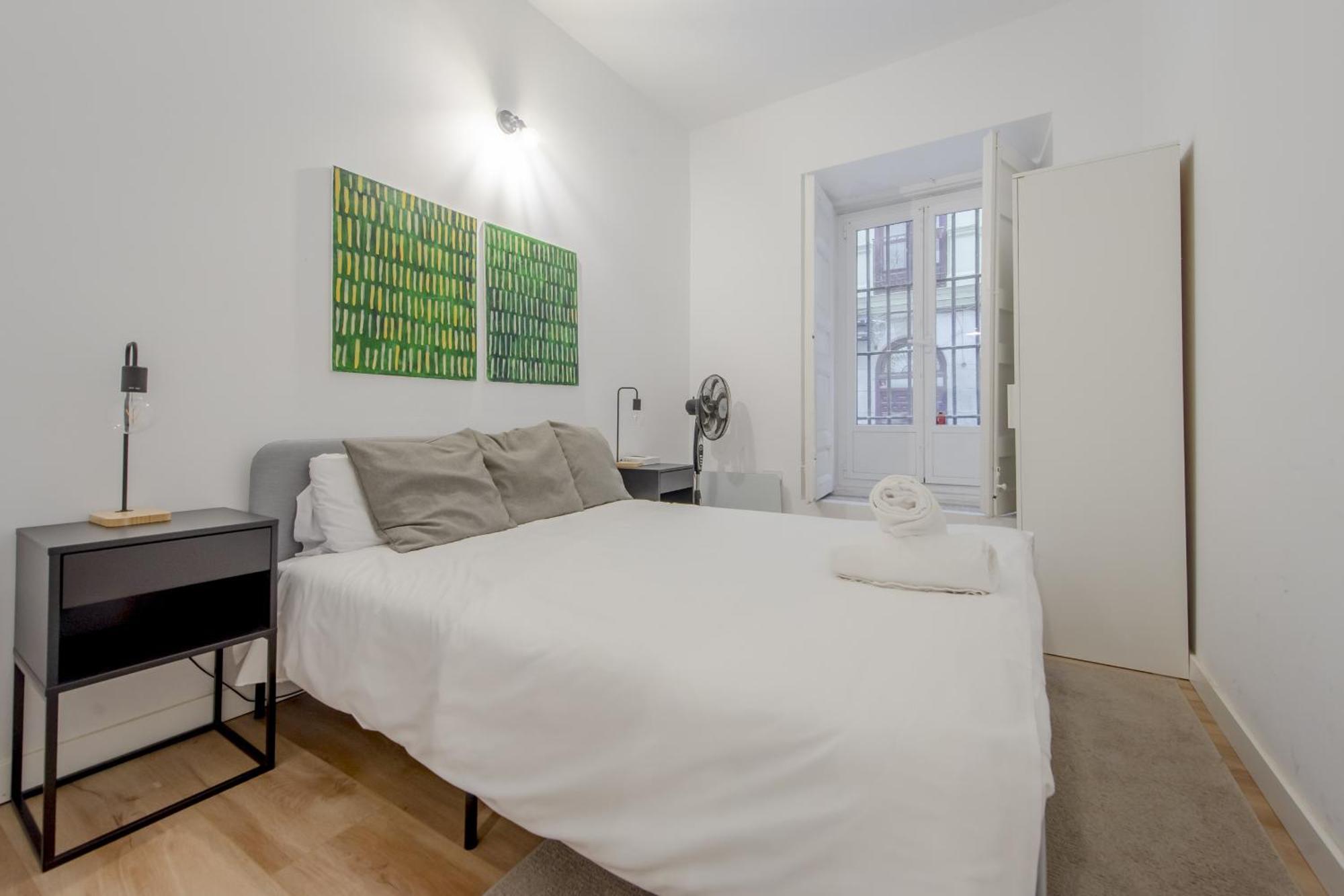 Apartamento C-cabeza Cool 7 Al Lado De Tirso De Molina E1 Madri